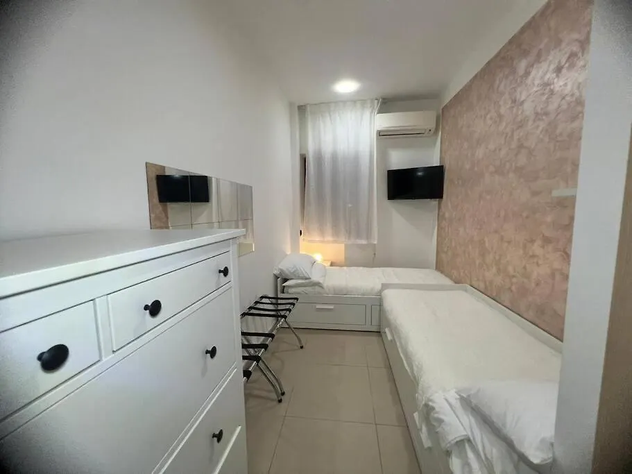 Appartamento Hyaline St Peter House Roma 0*,